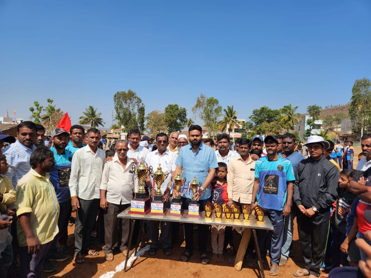 ಸುಳೇಬಾವಿ ಪ್ರಿಮಿಯರ್ ಲೀಗ್ (SPL) ಕ್ರಿಕೆಟ್ ಪಂದ್ಯಾವಳಿಗಳಿಗೆ ಚಾಲನೆ