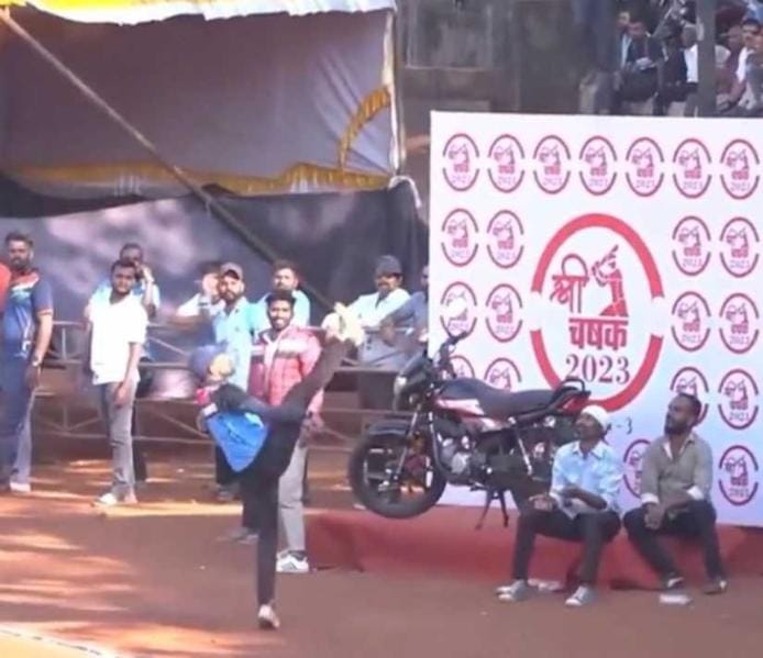 ಬೆಳಗಾವಿ ಹುಡುಗನ ಫೀಲ್ಡಿಂಗ್‌ಗೆ ಸಚಿನ್ ಸೇರಿ ದಿಗ್ಗಜರು ಫಿದಾ !