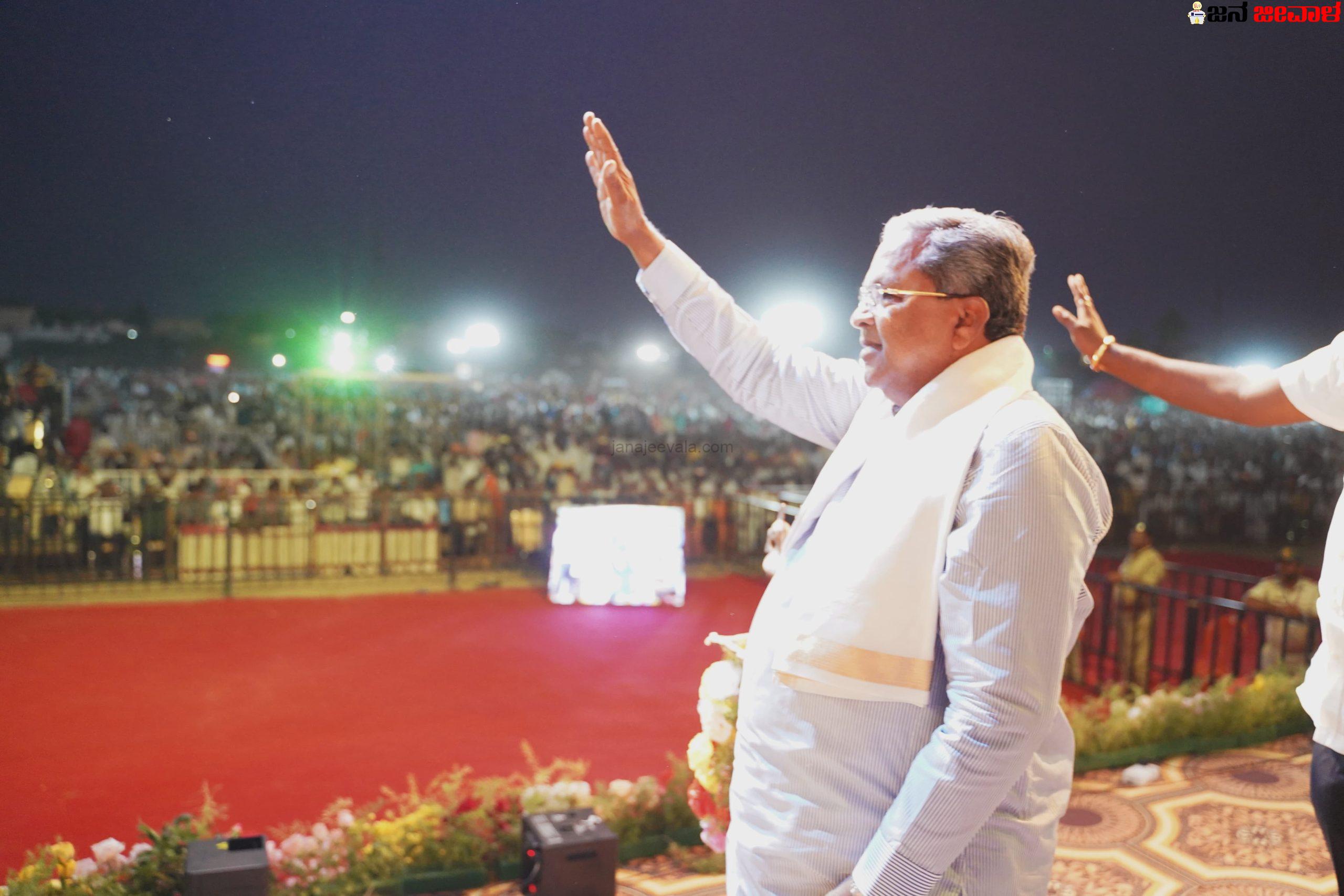 ನಾವು ಸೀತಾರಾಮನ ಸಂಸ್ಕೃತಿಯವರು. ಸೀತೆ, ಲಕ್ಷ್ಮಣನನ್ನು ಬಿಟ್ಟು ರಾಮ ಯಾವತ್ತೂ ಒಂಟಿ ಅಲ್ಲ: ಸಿಎಂ ವಿಶ್ಲೇಷಣೆ