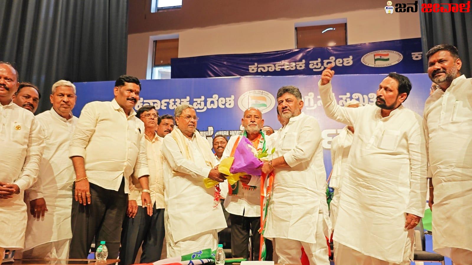 ಕಾಂಗ್ರೆಸಲ್ಲೂ ಈಗ ಅಥಣಿ ಸಾಹುಕಾರ್ ಪ್ರಭಾವಿ : ಕೈ ಪಾಳಯಕ್ಕೆ ಬಿಜೆಪಿ ಸಂಸದನ ಕರೆ ತಂದ ಮಾಜಿ ಡಿಸಿಎಂ