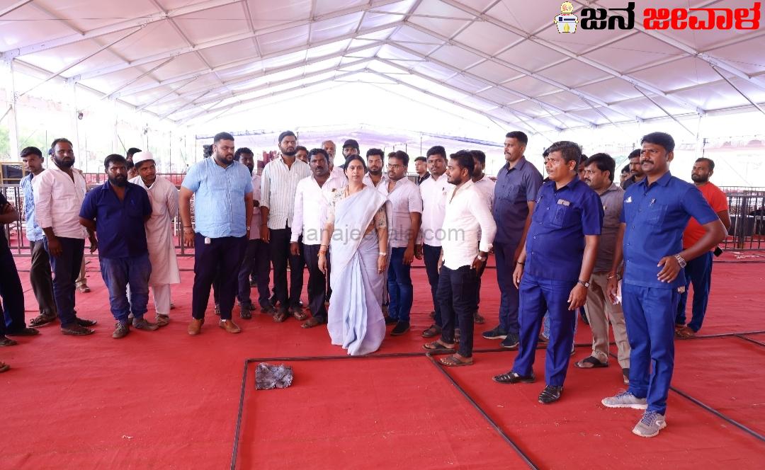 ಯರಗಟ್ಟಿಗೆ ಭಾನುವಾರ ಸಿಎಂ ಸಿದ್ದರಾಮಯ್ಯ, ಡಿಸಿಎಂ ಡಿ.ಕೆ.ಶಿವಕುಮಾರ: ಸಿದ್ಧತೆ ಪರಿಶೀಲಿಸಿದ ಸಚಿವೆ ಲಕ್ಷ್ಮೀ ಹೆಬ್ಬಾಳಕರ್