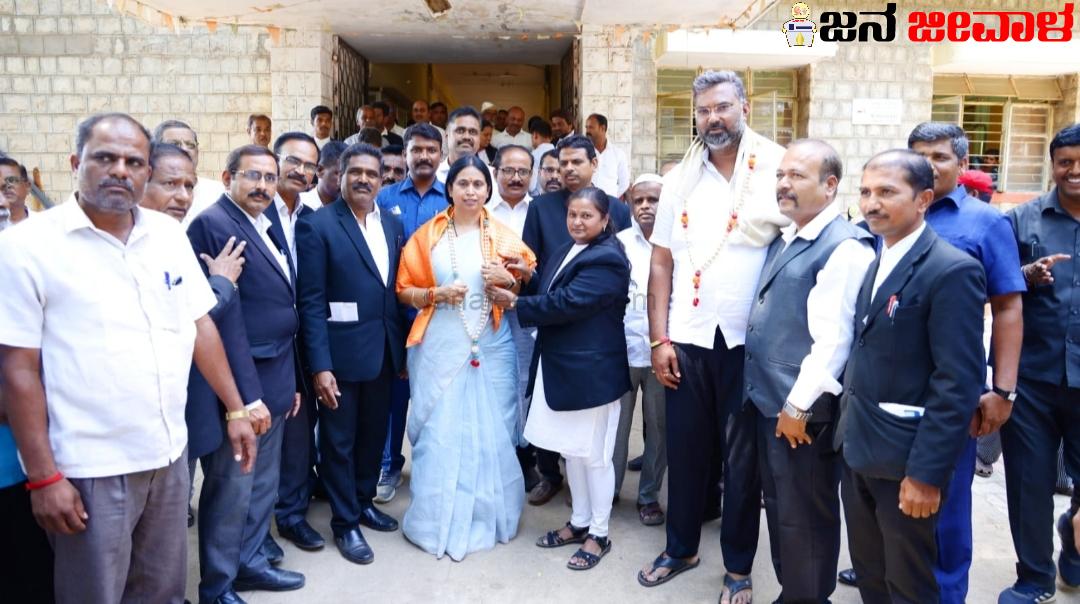 ಬೆಳಗಾವಿಯಲ್ಲಿ ಹೆಚ್ಚಿನ ಅಭಿವೃದ್ಧಿ ಕಾಂಗ್ರೆಸ್ ಕಾಾಲದಲ್ಲೇ ಆಗಿದ್ದು : ಸಚಿವೆ ಲಕ್ಷ್ಮೀ ಹೆಬ್ಬಾಳಕರ ತಿರುಗೇಟು-ಕಾಂಗ್ರೆಸ್ ಅಭ್ಯರ್ಥಿಗೆ ಬೆಂಬಲ ಘೋಷಿಸಿದ ಬೈಲಹೊಂಗಲ ಬಾರ್ ಅಸೋಸಿಯೇಷನ್