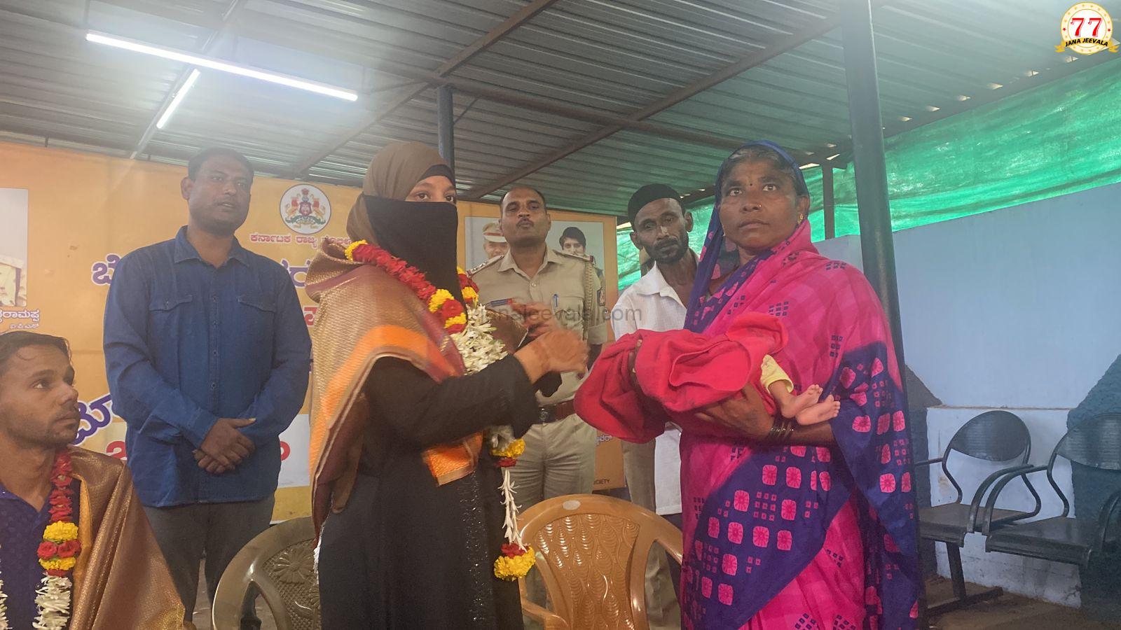 ಹಿಂದೂ ತಾಯಿ-ಮಗುವನ್ನು ಉಪಚರಿಸಿದ ಮುಸ್ಲಿಂ ದಂಪತಿ ; ಬೆಳಗಾವಿ ಪೊಲೀಸರಿಂದ ಅಭಿನಂದನೆ
