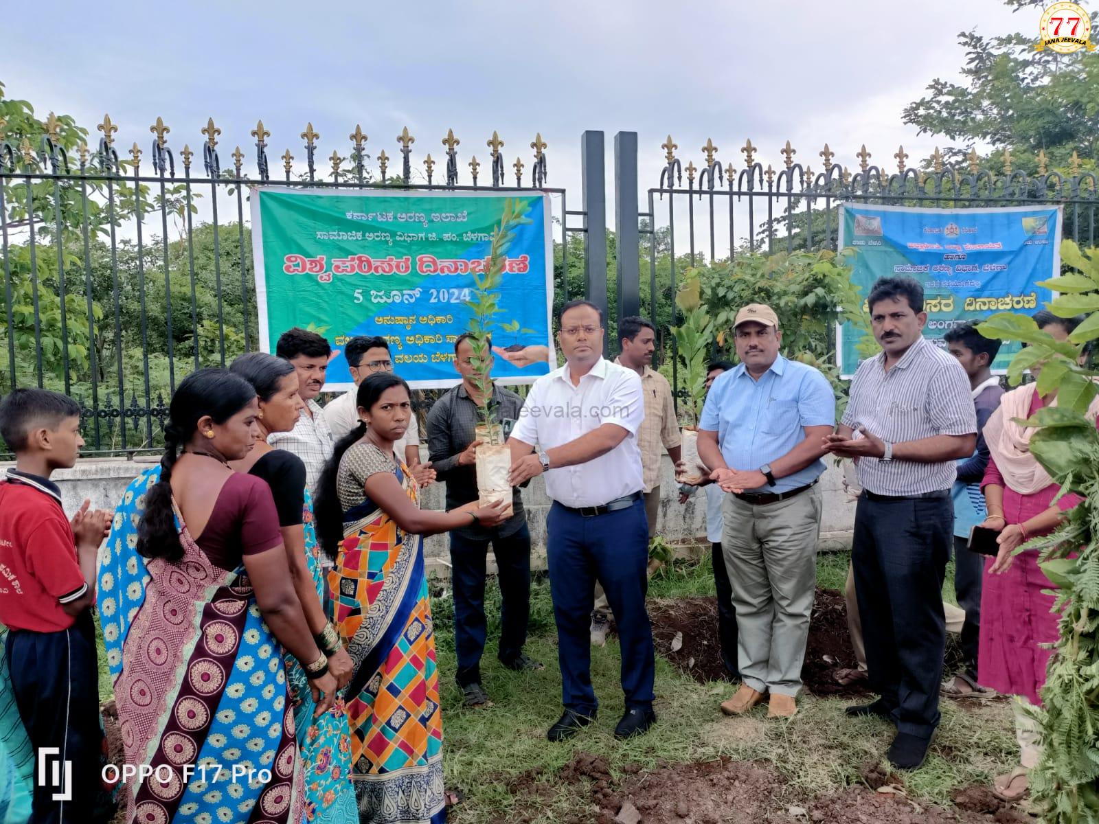 ಅರ್ಥಪೂರ್ಣ ಪರಿಸರ ದಿನ : ತಾವೇ ಸ್ವತಃ ಸಸಿ ನೆಟ್ಟು ಮಾದರಿಯಾದ ಬೆಳಗಾವಿ ಜಿಲ್ಲಾಧಿಕಾರಿ
