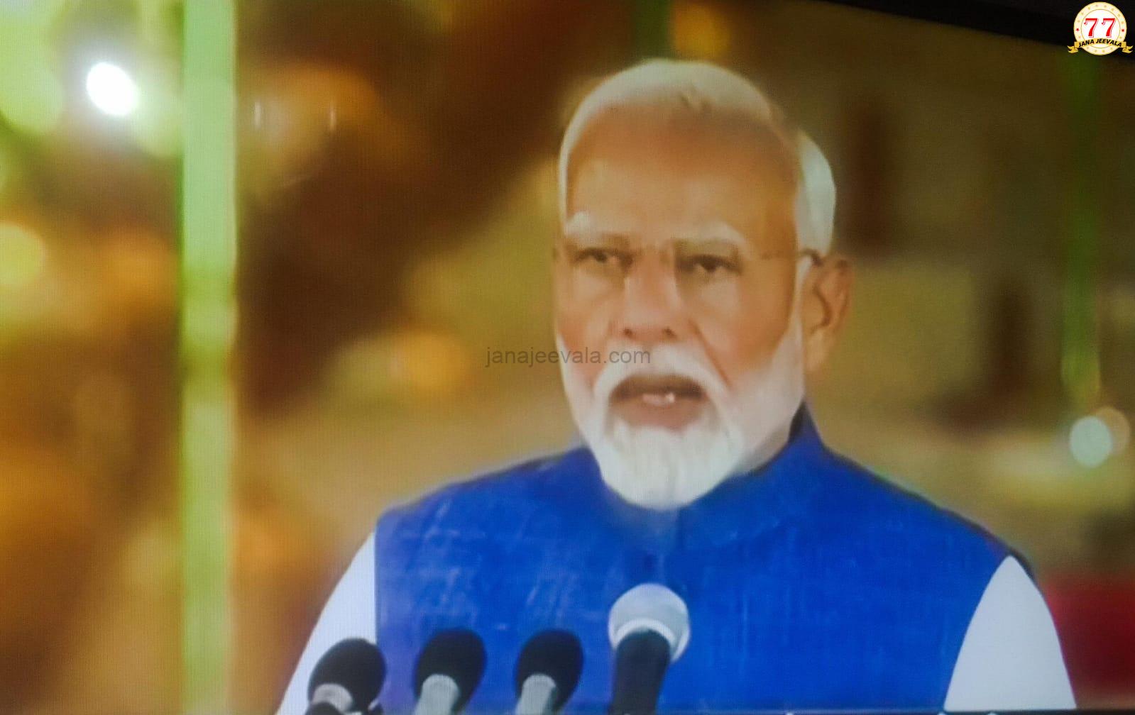ಮೋದಿ ಪಟ್ಟಾಭಿಷೇಕ: ಐತಿಹಾಸಿಕ ಸಮಾರಂಭ