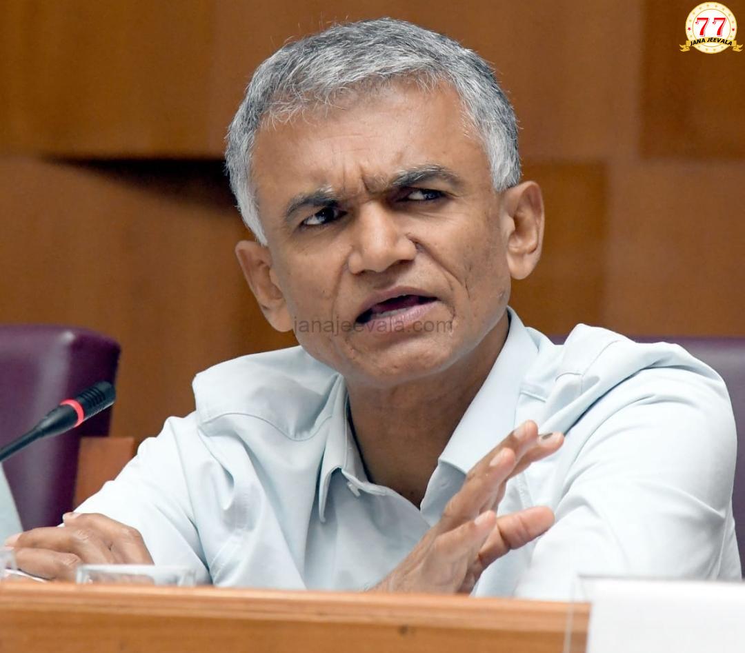 ಆರ್.ಟಿ.ಸಿ.ಗೆ ಆಧಾರ್ ಜೋಡಣೆ: ಸಮರ್ಪಕ ಬೆಳೆ ಸಮೀಕ್ಷೆ, ಲ್ಯಾಂಡ್ ಬೀಟ್ ಗೆ ಸಚಿವ ಕೃಷ್ಣ ಭೈರೇಗೌಡ ಮಹತ್ವದ ಸೂಚನೆ