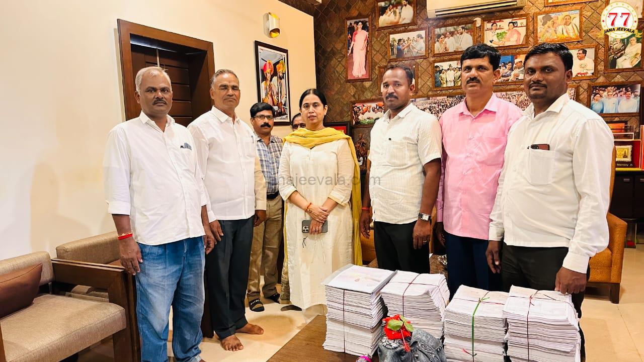 ಸೋಮವಾರ ಪ್ರವಾಹ ಪೀಡಿತ ಪ್ರದೇಶಗಳಿಗೆ ಸಚಿವೆ ಲಕ್ಷ್ಮೀ ಹೆಬ್ಬಾಳಕರ್ ಭೇಟಿ