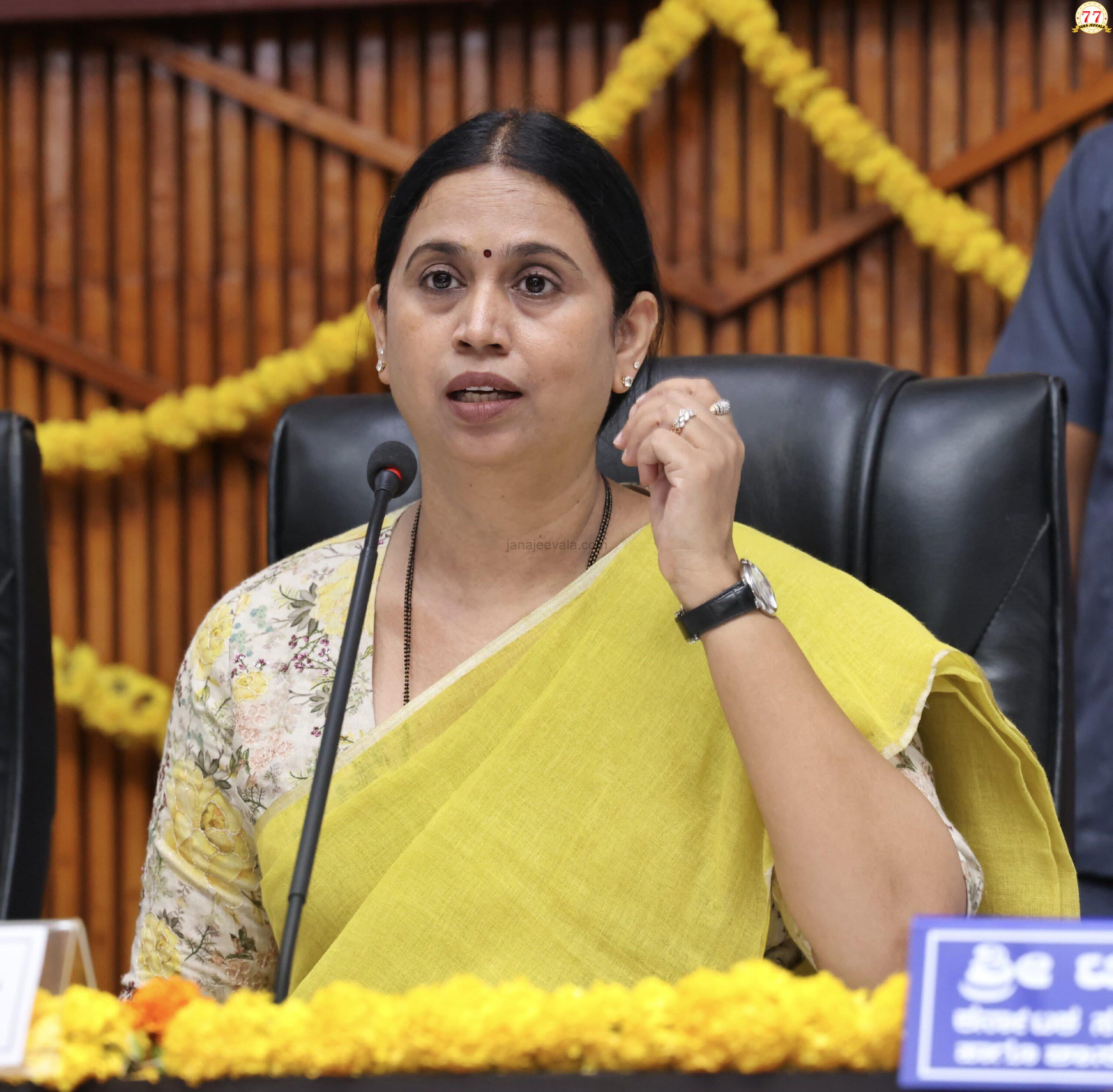 ಕರ್ನಾಟಕದಲ್ಲಿ ಸಿಎಂ ಕುರ್ಚಿ ಖಾಲಿ ಇಲ್ಲ: ಸಚಿವೆ ಲಕ್ಷ್ಮೀ ಹೆಬ್ಬಾಳಕರ್