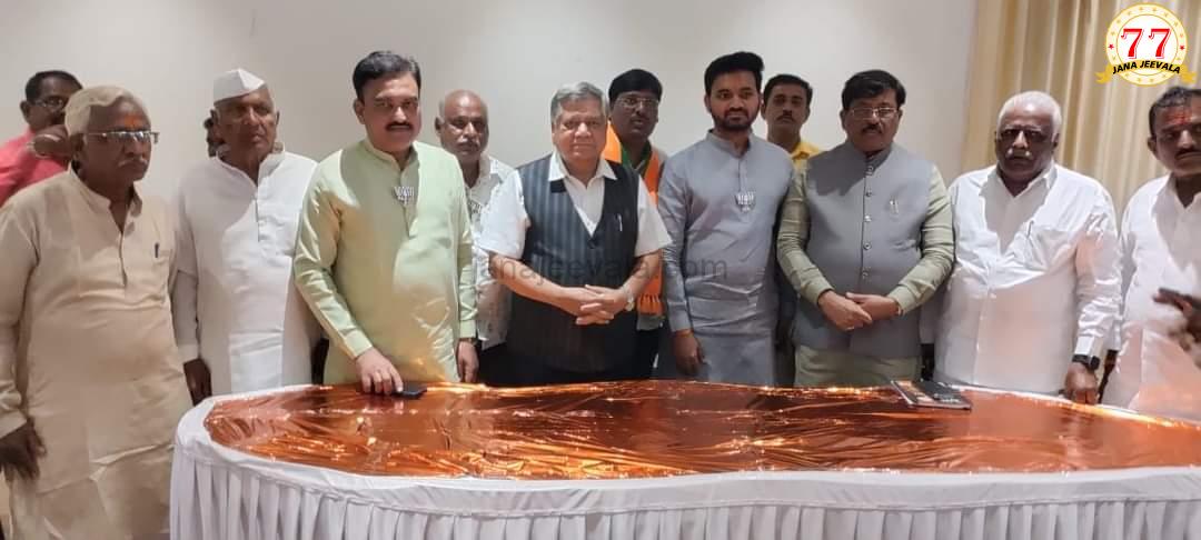 ಮಹಾ ಚುನಾವಣೆಯಲ್ಲಿ ಶೆಟ್ಟರ್ ಭರ್ಜರಿ ಪ್ರಚಾರ
