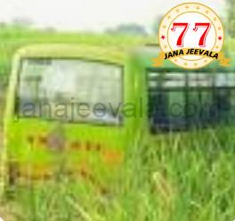 ಬೆಳಗಾವಿಗೆ ಬರುತ್ತಿದ್ದ ಬಸ್ ನಿಯಂತ್ರಣ ತಪ್ಪಿ ಕಬ್ಬಿನ ಗದ್ದೆಗೆ..