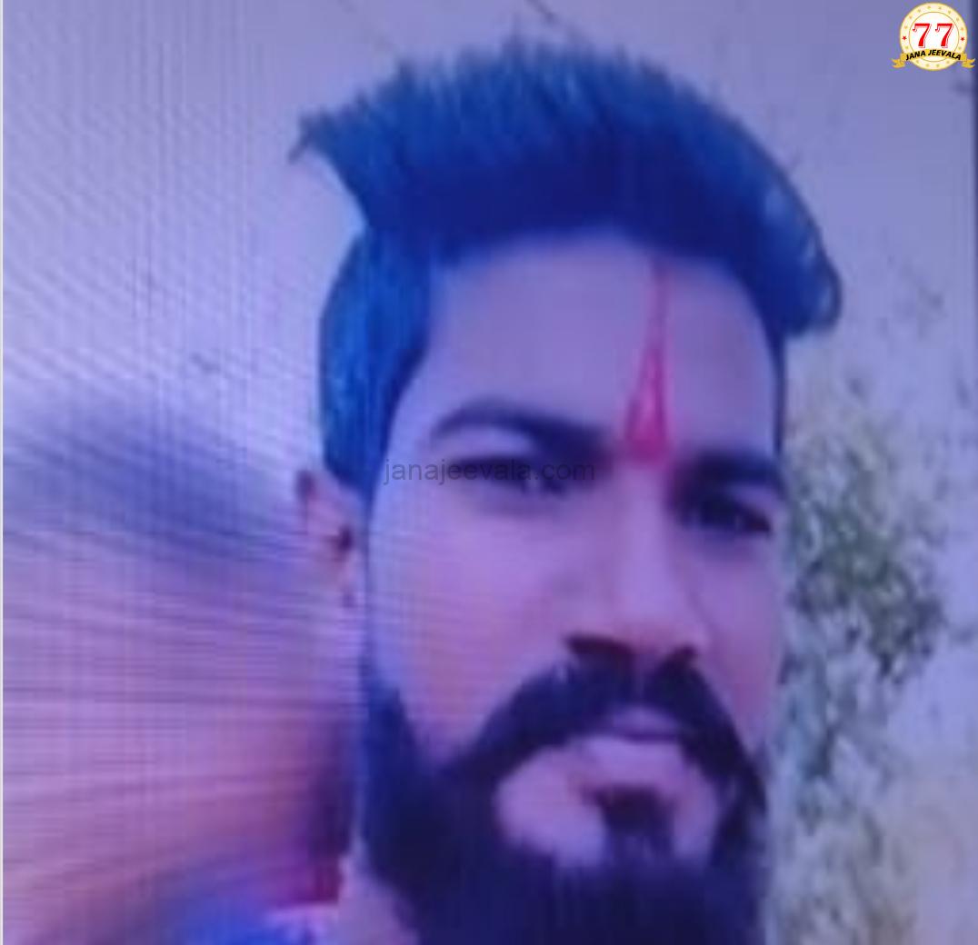 ಪತಿಯ ಪರಸ್ತ್ರೀ ಸಹವಾಸಕ್ಕೆ ಬೇಸತ್ತು ಪ್ರತಿಭಟನೆಗೆ ಮುಂದಾದ ಗ್ರಾಪಂ ಸದಸ್ಯೆ