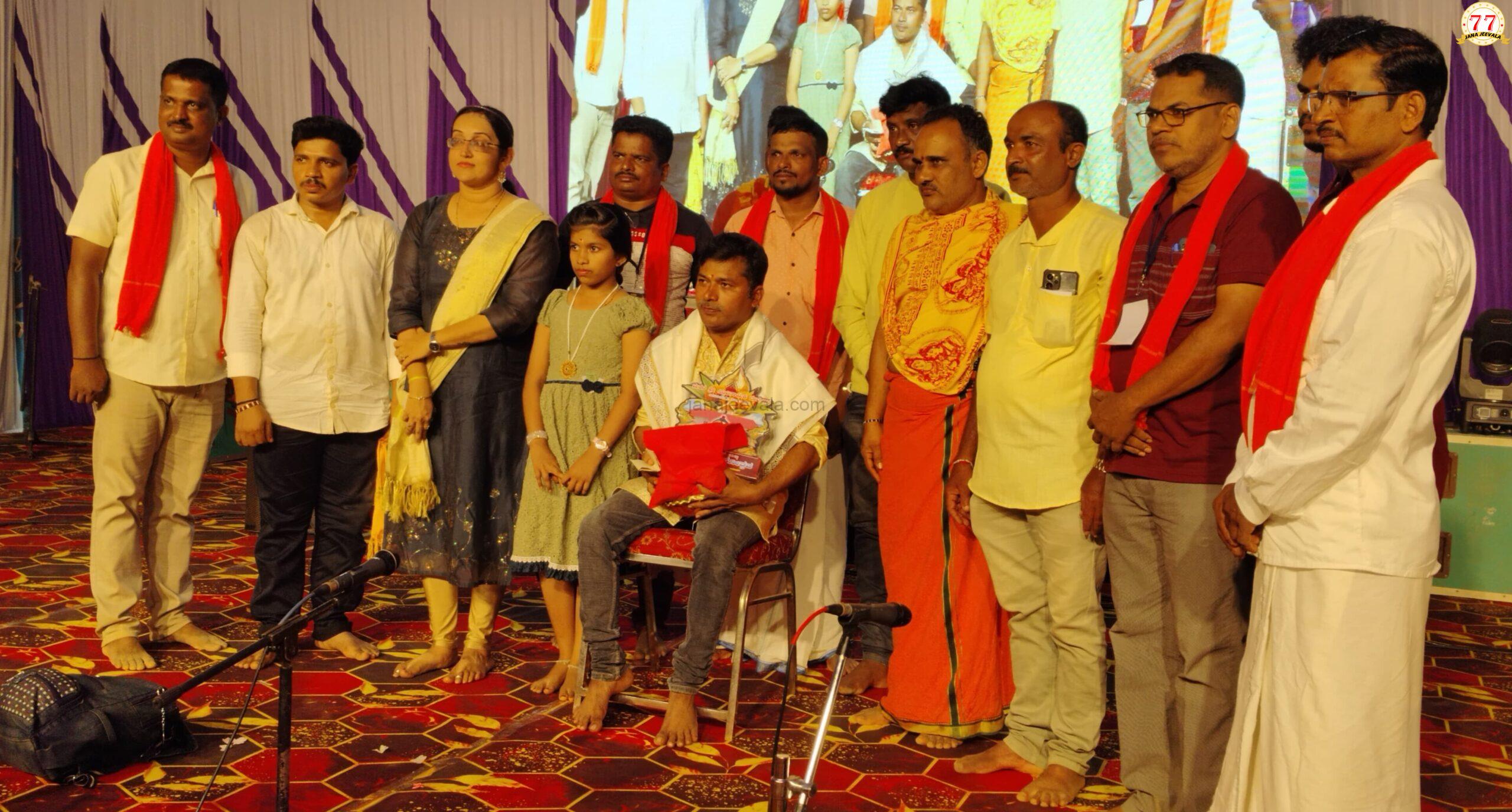 ಸಿದ್ದಿವಿನಾಯಕ ದೇವಾಲಯದ ಅಷ್ಟ ಬಂಧ ಬ್ರಹ್ಮ ಕಲಸ ಉತ್ಸವದಲ್ಲಿ ಉಮೇಶ ಮುಂಡಳ್ಳಿ ಭಕ್ತಿ ಸಂಗೀತ