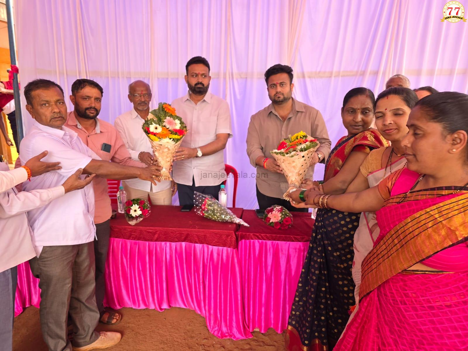 ಸುಳಗಾ: ರಸ್ತೆ ನಿರ್ಮಾಣ ಕಾಮಗಾರಿಗೆ ಚನ್ನರಾಜ ಹಟ್ಟಿಹೊಳಿ ಚಾಲನೆ