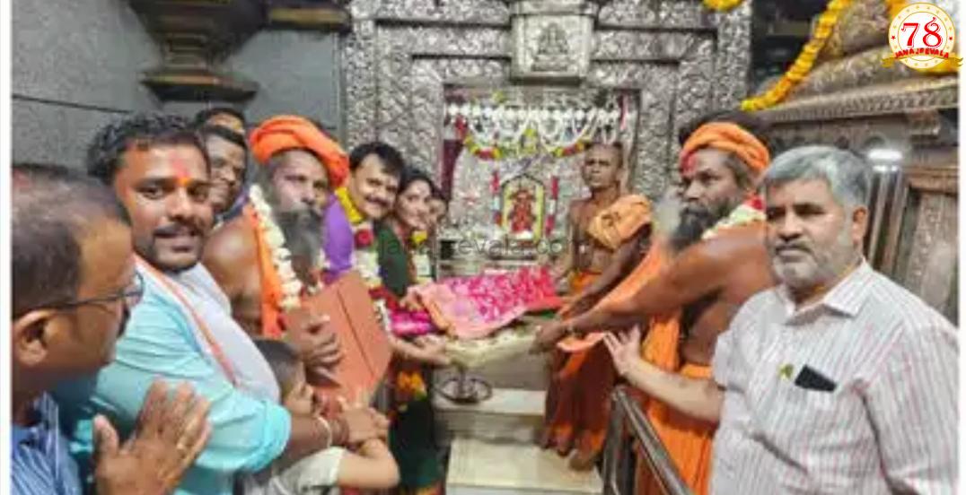 ರೇಣುಕಾ ಯಲ್ಲಮ್ಮ ದೇವಿಗೆ 4.5 ಲಕ್ಷ ವೆಚ್ಚದ ಚಿನ್ನದ ಝರಿಯ ರೇಷ್ಮೆ ಸೀರೆ ಉಡಿ ಹರಕೆ, ವಿಶೇಷತೆ ಏನು ಗೊತ್ತಾ?