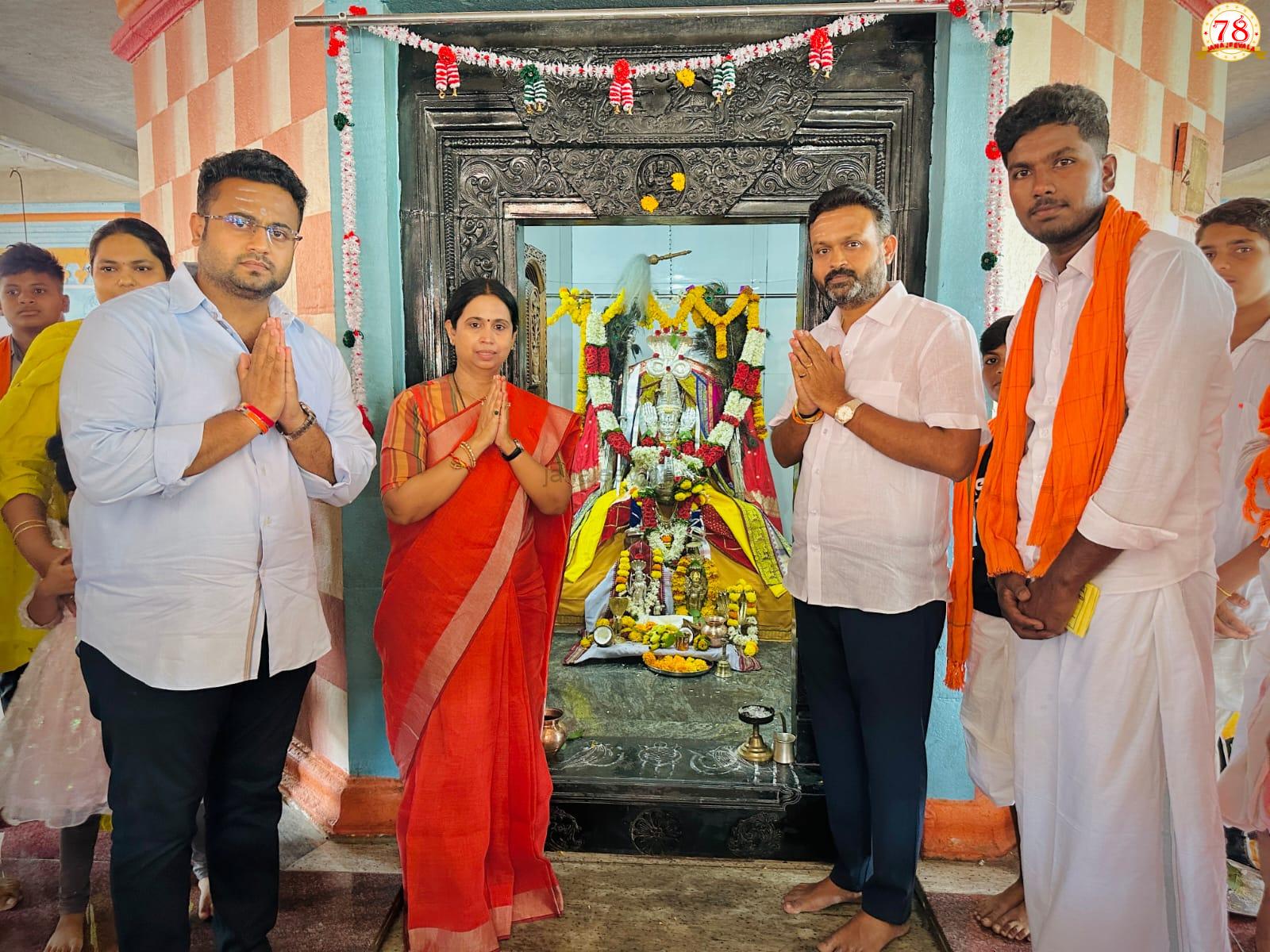 ತವರುಮನೆಯ ಜಾತ್ರೆಯಲ್ಲಿ ಪಾಲ್ಗೊಂಡ ಸಚಿವೆ ಲಕ್ಷ್ಮೀ ಹೆಬ್ಬಾಳಕರ್