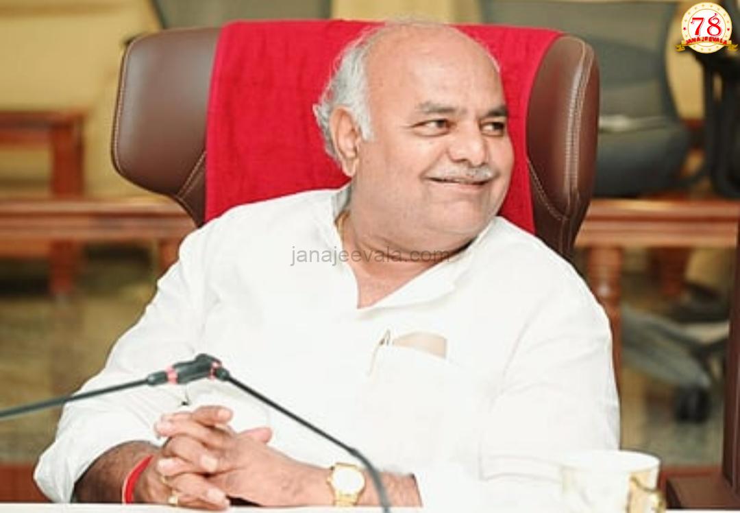 ಏಟಿಗೆ ಪ್ರತಿಯೇಟು ; ಬಸನಗೌಡ ಪಾಟೀಲ ಯತ್ನಾಳ ಸವಾಲು ಸ್ವೀಕರಿಸಿ ಶಾಸಕ ಸ್ಥಾನಕ್ಕೆ ಸಚಿವ ಶಿವಾನಂದ ಪಾಟೀಲ ರಾಜೀನಾಮೆ
