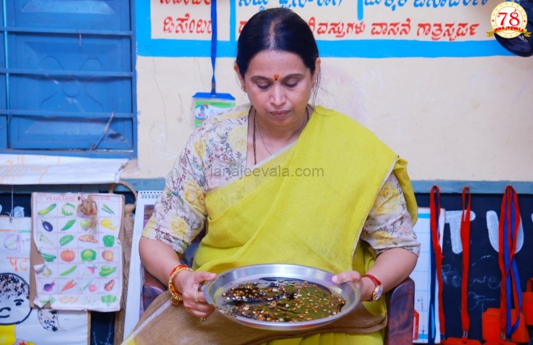 ಅಂಗನವಾಡಿ ಕೇಂದ್ರ, ಬಾಲಕಿಯರ ಬಾಲಮಂದಿರಕ್ಕೆ ದಿಢೀರ್ ಭೇಟಿ ನೀಡಿದ ಸಚಿವೆ ಲಕ್ಷ್ಮೀ ಹೆಬ್ಬಾಳಕರ್..ಮಕ್ಕಳ ಯೋಗ ಕ್ಷೇಮ ವಿಚಾರಿಸಿದ ಸಚಿವರು
