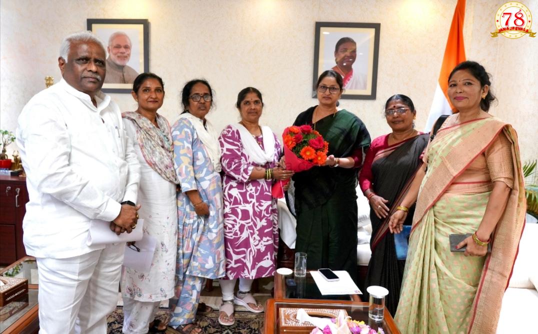 ಅಂಗನವಾಡಿ ಸಮಸ್ಯೆಯನ್ನು ಕೇಂದ್ರ ಸಚಿವರಿಗೆ ಮನವರಿಕೆ ಮಾಡಿದ ರುಕ್ಮಿಣಿ ವಿಠ್ಠಲ ಹಲಗೇಕರ