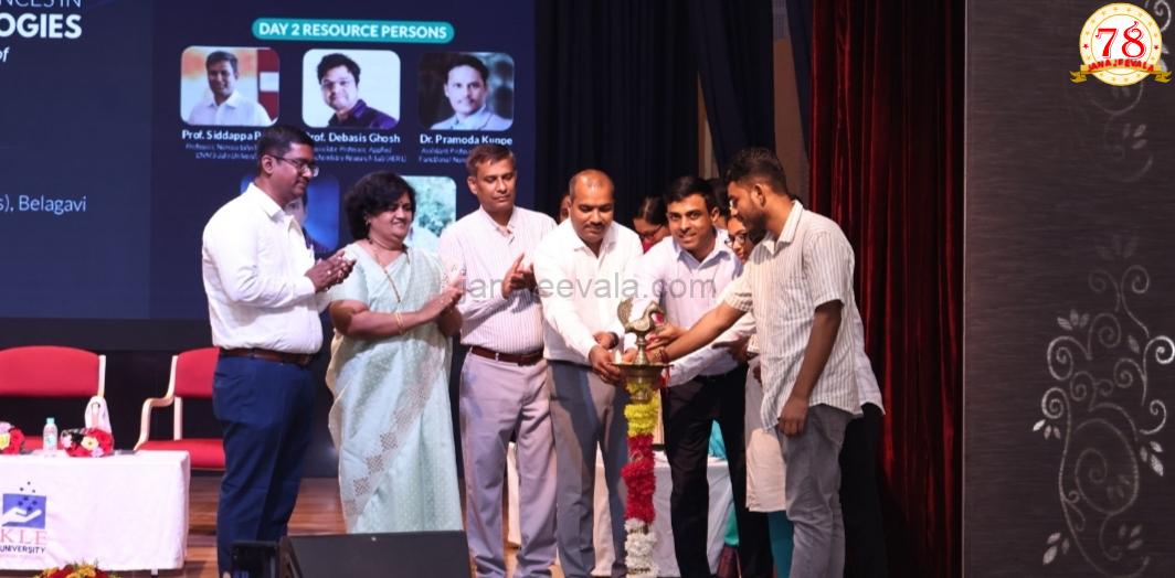 ವಿಜ್ಞಾನ- ತಂತ್ರಜ್ಞಾನ ಹೊಸ ಹೊಸ ಆವಿಷ್ಕಾರದೊಂದಿಗೆ ಸಾಗಬೇಕು
