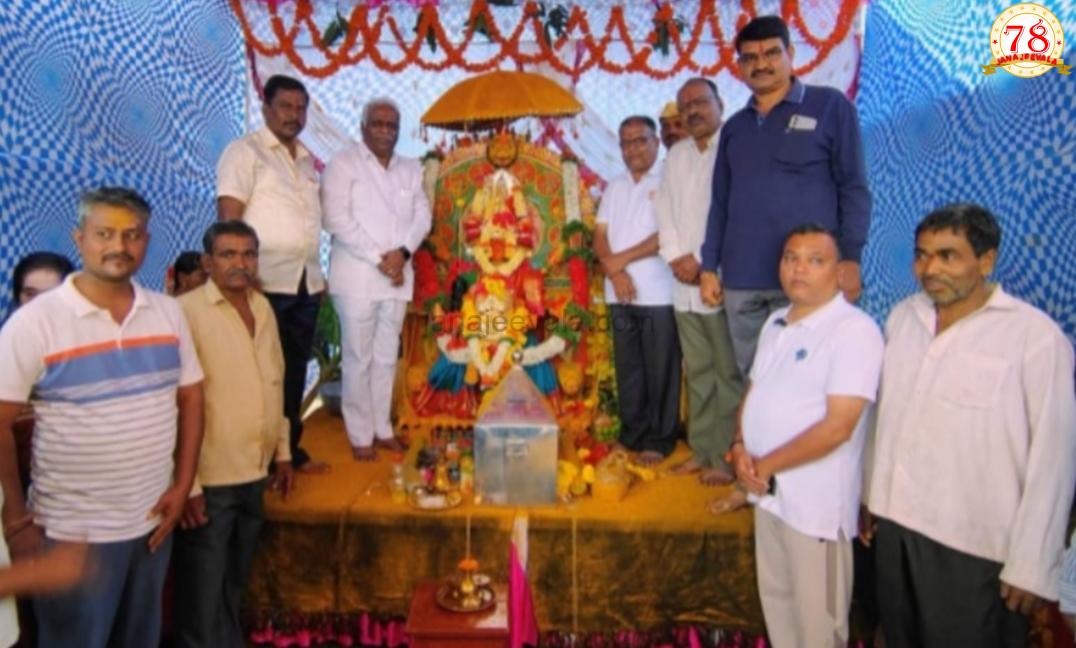 ಗ್ರಾಮ ದೇವಿಗೆ ವಿಶೇಷ ಪೂಜೆ ಸಲ್ಲಿಸಿದ ಈರಣ್ಣಕಡಾಡಿ