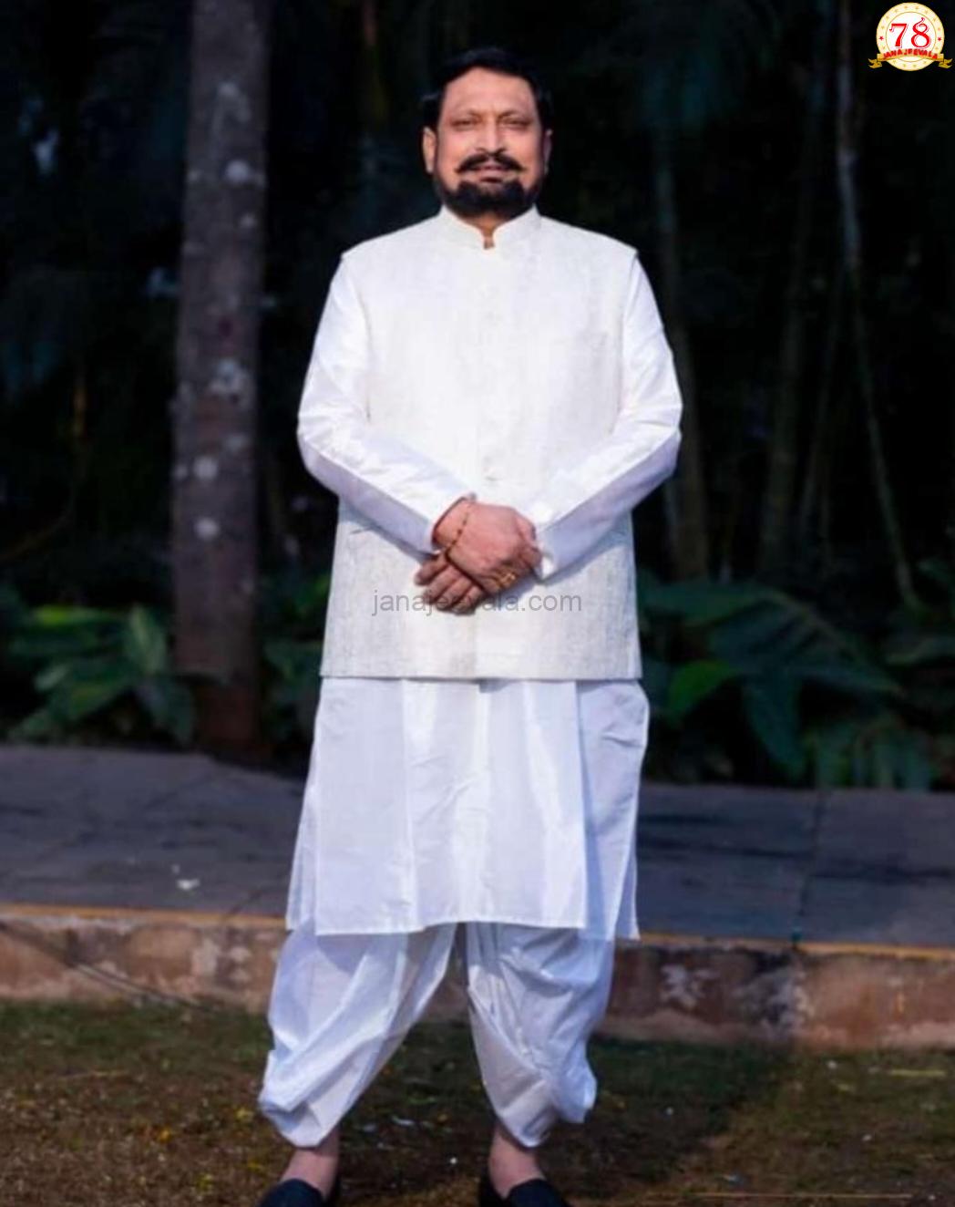 ಲಕ್ಷ್ಮಣ ಸವದಿ ಅವರಿಗೆ ಇಂದು 66ನೇ ಹುಟ್ಟು ಹಬ್ಬದ ಸಂಭ್ರಮ   ಶಿವಯೋಗಿಗಳ ನಾಡಿನ ಉತ್ಸಾಹಿ ಚಿಲುಮೆ