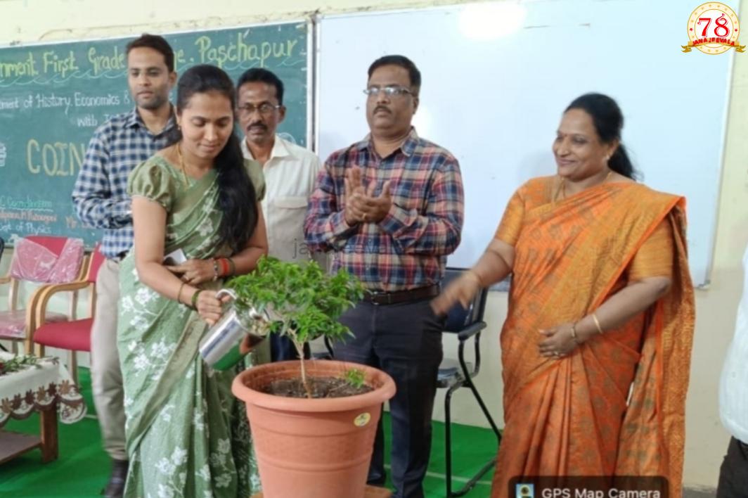 ಹಳೆಯ ನಾಣ್ಯಗಳು ಇತಿಹಾಸದ ಘಟನೆಗಳಿಗೆ ಸಾಕ್ಷಿಯಾಗಿ ನಿಂತಿವೆ: ಲಂಕೇಶ ಗಸ್ತಿ