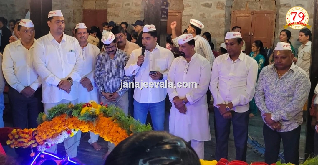 ಶ್ರೀ ಕ್ಷೇತ್ರ ಕಪಿಲೇಶ್ವರ ದೇವಸ್ಥಾನದಲ್ಲಿ ಮರಾಠಾ ಸಮುದಾಯದಿಂದ ಸಾಮೂಹಿಕ ಪ್ರಾರ್ಥನೆ: ಉತ್ತಮ ಮಳೆ, ರೈತರ ಕಲ್ಯಾಣ ಹಾಗೂ ಸರ್ವರ ಸುಖ-ಸಮೃದ್ಧಿಗೆ ವಿಶೇಷ ಪೂಜೆ