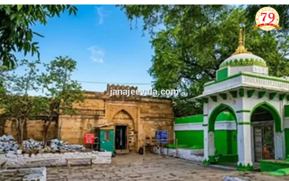 ಭೋಜಶಾಲಾ–ಕಮಾಲ್ ಮೌಲಾ ಪ್ರಕರಣ: ಶುಕ್ರವಾರದ ನಮಾಜ್‌ಗೆ ಮುಸ್ಲಿಮರಿಗೆ ಪ್ರತ್ಯೇಕ ಸ್ಥಳ ಕಲ್ಪಿಸಲು ಸುಪ್ರೀಂ ಕೋರ್ಟ್ ನಿರ್ದೇಶನ