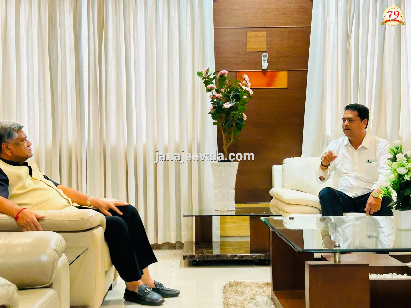ಮತದಾರರ ಪಟ್ಟಿ ಪರಿಷ್ಕರಣೆ : ಸಂಸದರೊಂದಿಗೆ ಚರ್ಚೆ ನಡೆಸಿದ ಕಿರಣ ಜಾಧವ