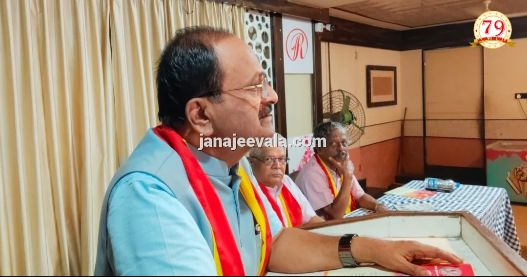 ಕನ್ನಡ ಪರ ಹೋರಾಟಗಾರರಿಗೆ ಸೂಕ್ತ ಸ್ಥಾನಮಾನ ನೀಡಲು ಬದ್ಧ