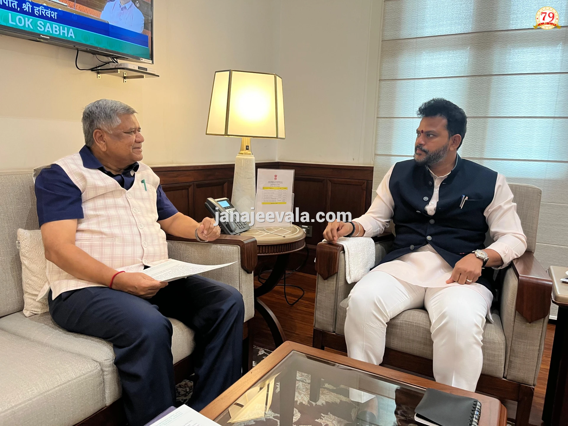 ಬೆಳಗಾವಿ ವಿಮಾನ ನಿಲ್ದಾಣವನ್ನು ಅಂತಾರಾಷ್ಟ್ರೀಯ ವಿಮಾನ ನಿಲ್ದಾಣವನ್ನಾಗಿಸಿ:  ಕೇಂದ್ರ ಸಚಿವರೊಂದಿಗೆ ಸಂಸದ ಶೆಟ್ಟರ ಚರ್ಚೆ