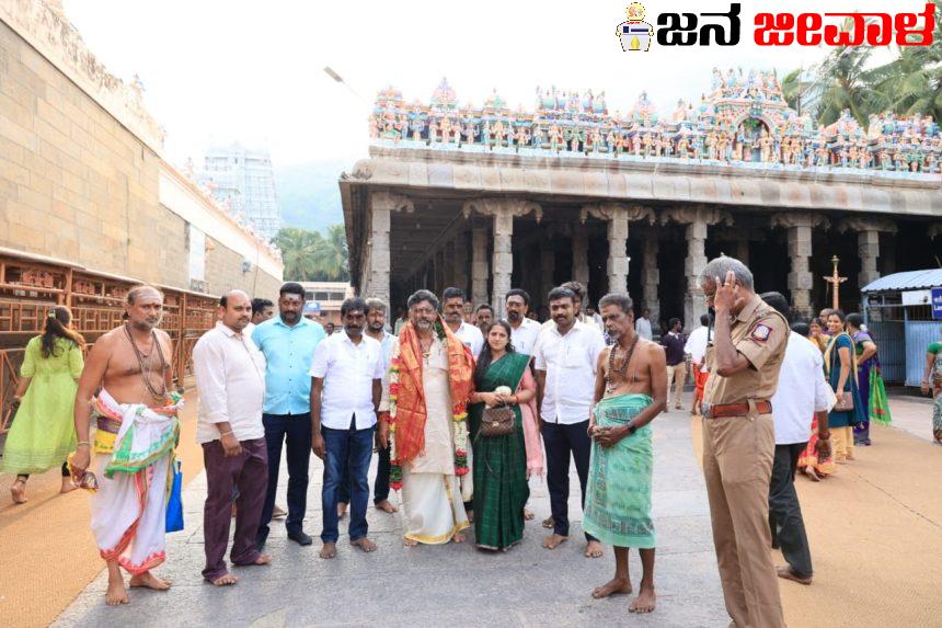 ಕಾಂಗ್ರೆಸ್ ಪರವಾಗಿ ದೊಡ್ಡ ಅಲೆ : ಡಿಕೆಶಿ ಕಾಂಗ್ರೆಸ್ ಪರವಾಗಿ ದೊಡ್ಡ ಅಲೆ : ಡಿಕೆಶಿ