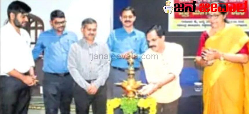 ಪ್ರತಿಯೊಂದು ಭಾಷೆಗೂ ತನ್ನದೇ ಆದ ಇತಿಹಾಸ ಇರುತ್ತದೆ : ಡಾ.ಪ್ರವೀಣ್ ಪದ್ಯಾಣ ಪ್ರತಿಯೊಂದು ಭಾಷೆಗೂ ತನ್ನದೇ ಆದ ಇತಿಹಾಸ ಇರುತ್ತದೆ : ಡಾ.ಪ್ರವೀಣ್ ಪದ್ಯಾಣ