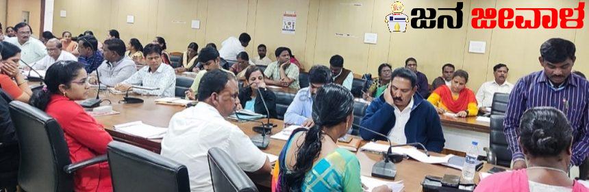 ಪೋಕ್ಸೋ ಪ್ರಕರಣ: ದೋಷಾರೋಪ ಪಟ್ಟಿ ಸಲ್ಲಿಕೆ ವಿಳಂಬ ಆಗಬಾರದು: ಜಿಲ್ಲಾಧಿಕಾರಿ ನಿತೇಶ್ ಪಾಟೀಲ ಪೋಕ್ಸೋ ಪ್ರಕರಣ: ದೋಷಾರೋಪ ಪಟ್ಟಿ ಸಲ್ಲಿಕೆ ವಿಳಂಬ ಆಗಬಾರದು: ಜಿಲ್ಲಾಧಿಕಾರಿ ನಿತೇಶ್ ಪಾಟೀಲ