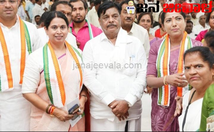 ಕಾಂಗ್ರೆಸ್ ಪಕ್ಷ ಹೃದಯದಿಂದ ವಿಚಾರ ಮಾಡುತ್ತದೆ – ಲಕ್ಷ್ಮೀ ಹೆಬ್ಬಾಳಕರ್ ಕಾಂಗ್ರೆಸ್ ಪಕ್ಷ ಹೃದಯದಿಂದ ವಿಚಾರ ಮಾಡುತ್ತದೆ – ಲಕ್ಷ್ಮೀ ಹೆಬ್ಬಾಳಕರ್