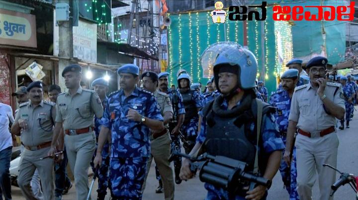 ಬೆಳಗಾವಿಯಲ್ಲಿ ಗಮನಸೆಳೆದ ಪಥ ಸಂಚಲನ ಬೆಳಗಾವಿಯಲ್ಲಿ ಗಮನಸೆಳೆದ ಪಥ ಸಂಚಲನ