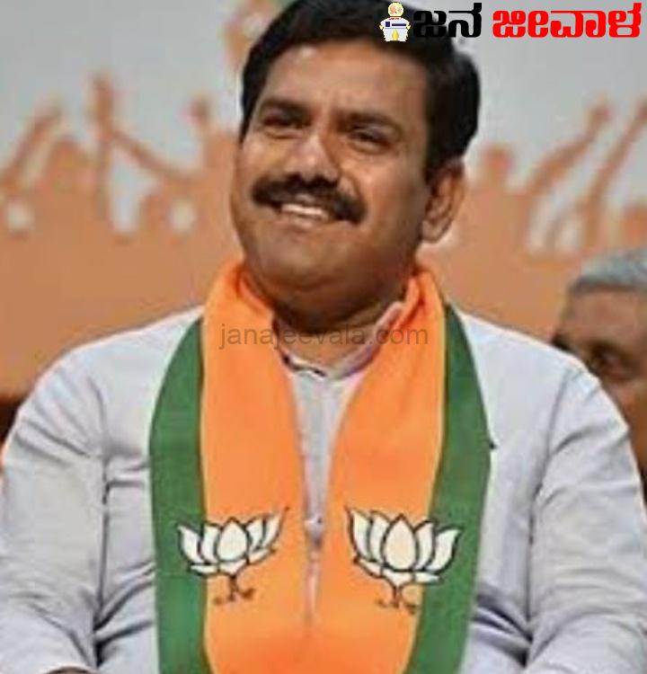 ಪಾಲಿಕೆ ಸದಸ್ಯನ ಬಂಧನ : ಮಾಹಿತಿ ಪಡೆದುಕೊಂಡ ವಿಜಯೇಂದ್ರ ! ಪಾಲಿಕೆ ಸದಸ್ಯನ ಬಂಧನ : ಮಾಹಿತಿ ಪಡೆದುಕೊಂಡ ವಿಜಯೇಂದ್ರ !