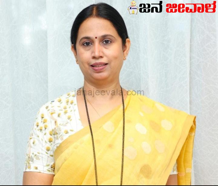 ಚಾಮುಂಡೇಶ್ವರಿಗೆ 5 ವರ್ಷಗಳ ಗೃಹಲಕ್ಷ್ಮಿ ಯೋಜನೆಯ ಹಣ ಜಮಾ: ಸಚಿವೆ ಲಕ್ಷ್ಮಿ ಹೆಬ್ಬಾಳ್ಕರ್ ಚಾಮುಂಡೇಶ್ವರಿಗೆ 5 ವರ್ಷಗಳ ಗೃಹಲಕ್ಷ್ಮಿ ಯೋಜನೆಯ ಹಣ ಜಮಾ: ಸಚಿವೆ ಲಕ್ಷ್ಮಿ ಹೆಬ್ಬಾಳ್ಕರ್