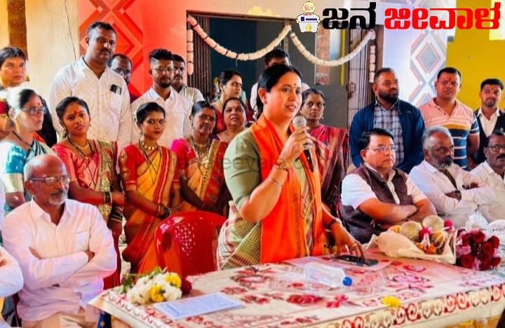 ದತ್ತ ಜನ್ಮೋತ್ಸವ ಉದ್ಘಾಟಿಸಿದ ಸಚಿವೆ ಲಕ್ಷ್ಮೀ ಹೆಬ್ಬಾಳಕರ್ ದತ್ತ ಜನ್ಮೋತ್ಸವ ಉದ್ಘಾಟಿಸಿದ ಸಚಿವೆ ಲಕ್ಷ್ಮೀ ಹೆಬ್ಬಾಳಕರ್