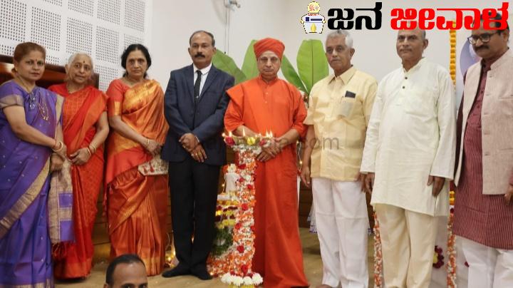 ಸಂಭ್ರಮದ ಲಿಂಗರಾಜ ಜಯಂತ್ಯುತ್ಸವ : ತ್ಯಾಗವೀರ ಲಿಂಗರಾಜರ ಬದುಕು ಇಂದಿಗೂ ಅಮರ : ಡಾ.ಗುರುಪಾದ ಮರಿಗುದ್ದಿ ಸಂಭ್ರಮದ ಲಿಂಗರಾಜ ಜಯಂತ್ಯುತ್ಸವ : ತ್ಯಾಗವೀರ ಲಿಂಗರಾಜರ ಬದುಕು ಇಂದಿಗೂ ಅಮರ : ಡಾ.ಗುರುಪಾದ ಮರಿಗುದ್ದಿ