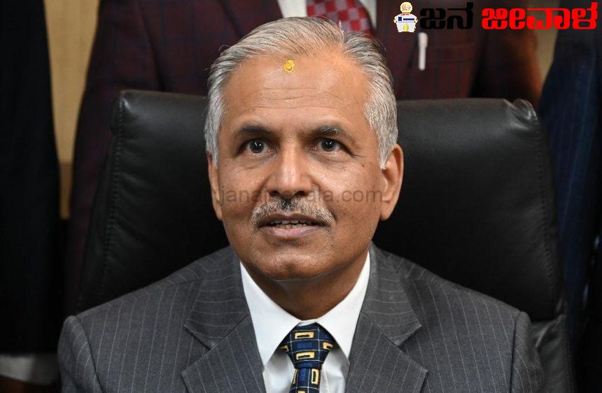 ಕರ್ನಾಟಕ ಹೈಕೋರ್ಟ್ನ ಮುಖ್ಯ ನ್ಯಾಯಮೂರ್ತಿಯಾಗಿ ಪಿ.ಎಸ್. ದಿನೇಶ್ ಕುಮಾರ್ ನೇಮಕ ಕರ್ನಾಟಕ ಹೈಕೋರ್ಟ್ನ ಮುಖ್ಯ ನ್ಯಾಯಮೂರ್ತಿಯಾಗಿ ಪಿ.ಎಸ್. ದಿನೇಶ್ ಕುಮಾರ್ ನೇಮಕ