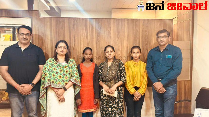 ಮೂವರು ವಿದ್ಯಾರ್ಥಿಗಳಿಗೆ ಸಹಾಯಹಸ್ತ ಚಾಚಿದ ಡಾ.ಸೋನಾಲಿ ಸರ್ನೋಬತ್ ಮೂವರು ವಿದ್ಯಾರ್ಥಿಗಳಿಗೆ ಸಹಾಯಹಸ್ತ ಚಾಚಿದ ಡಾ.ಸೋನಾಲಿ ಸರ್ನೋಬತ್