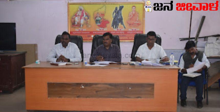 ಗ್ರಾಮಗಳಲ್ಲಿ ಕುಡಿಯುವ ನೀರಿನ ಅಗತ್ಯ ಕ್ರಮ ಕೈಗೊಳ್ಳಬೇಕು: ರಾಮರಡ್ಡಿ ಪಾಟೀಲ ಗ್ರಾಮಗಳಲ್ಲಿ ಕುಡಿಯುವ ನೀರಿನ ಅಗತ್ಯ ಕ್ರಮ ಕೈಗೊಳ್ಳಬೇಕು: ರಾಮರಡ್ಡಿ ಪಾಟೀಲ