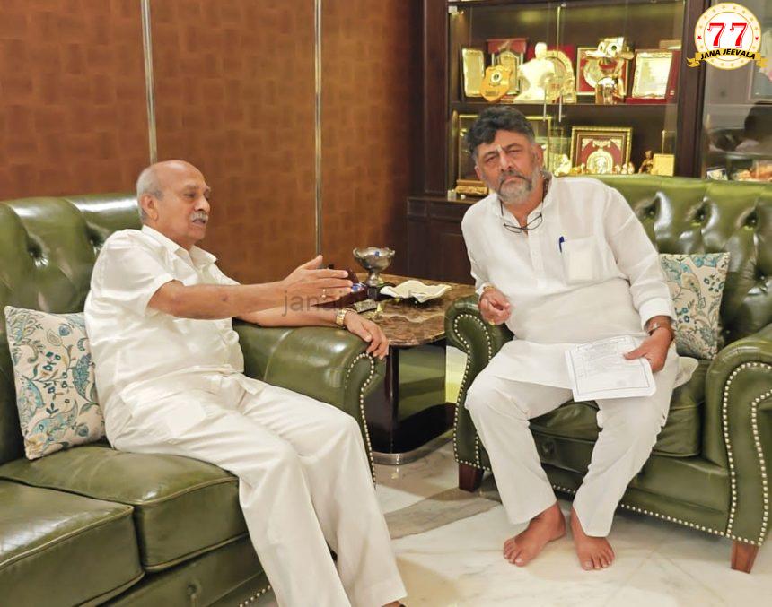 ಡಿಸಿಎಂ ಭೇಟಿಯಾದ ಡಾ. ಪ್ರಭಾಕರ ಕೋರೆ ಡಿಸಿಎಂ ಭೇಟಿಯಾದ ಡಾ. ಪ್ರಭಾಕರ ಕೋರೆ