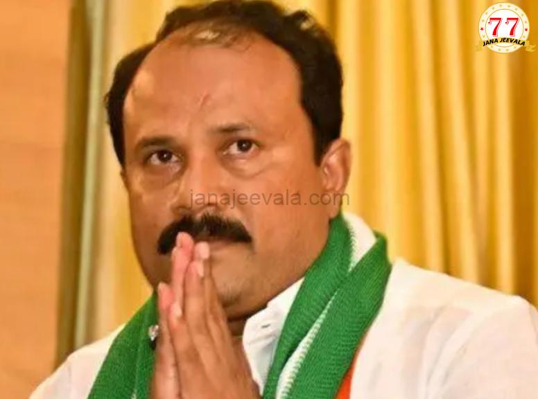 ಹಳೆ ಹುಲಿಗಳಿಗೆ ಸೋಲು : ಈಗ ಮೈತ್ರಿ ಅಭ್ಯರ್ಥಿಗೆ ಮೇಲ್ಮನೆಯಲ್ಲೂ ಗೆಲುವು ಹಳೆ ಹುಲಿಗಳಿಗೆ ಸೋಲು : ಈಗ ಮೈತ್ರಿ ಅಭ್ಯರ್ಥಿಗೆ ಮೇಲ್ಮನೆಯಲ್ಲೂ ಗೆಲುವು