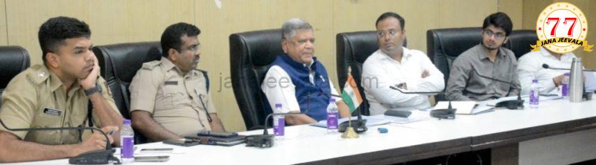 ಬೆಳಗಾವಿ-ಕಿತ್ತೂರು-ಧಾರವಾಡ ರೈಲುಮಾರ್ಗ ಕಾಮಗಾರಿ ಚುರುಕುಗೊಳಿಸಲು ಸಂಸದ ಜಗದೀಶ ಶೆಟ್ಟರ್ ಸೂಚನೆ ಬೆಳಗಾವಿ-ಕಿತ್ತೂರು-ಧಾರವಾಡ ರೈಲುಮಾರ್ಗ ಕಾಮಗಾರಿ ಚುರುಕುಗೊಳಿಸಲು ಸಂಸದ ಜಗದೀಶ ಶೆಟ್ಟರ್ ಸೂಚನೆ