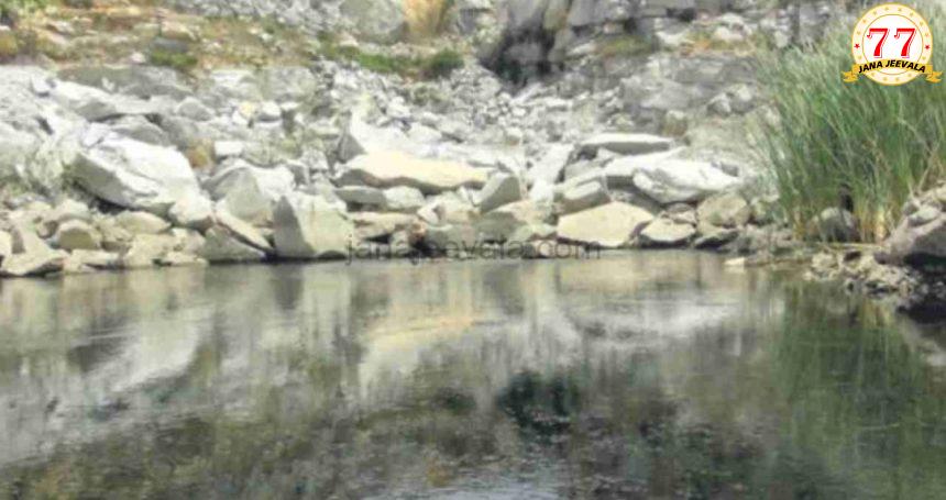 ಕಲ್ಲಿನ ಕ್ವಾರಿಯಲ್ಲಿ ಈಜಲು ಹೋಗಿದ್ದ ಇಬ್ಬರು ಬಾಲಕರು ಸಾವು ಕಲ್ಲಿನ ಕ್ವಾರಿಯಲ್ಲಿ ಈಜಲು ಹೋಗಿದ್ದ ಇಬ್ಬರು ಬಾಲಕರು ಸಾವು