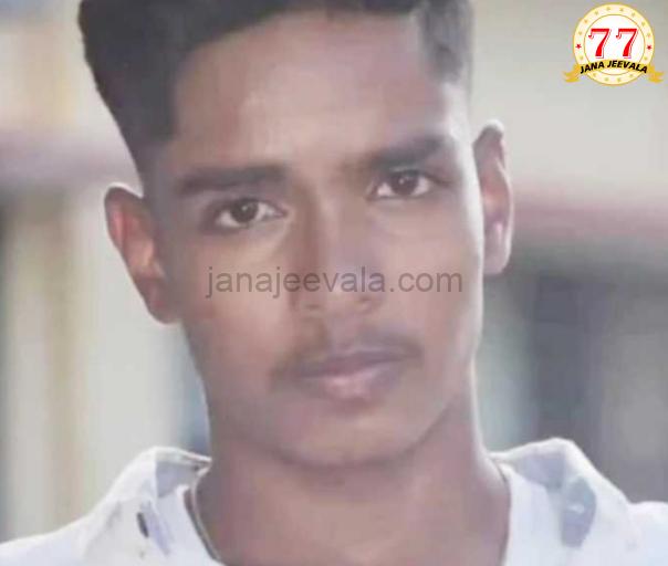 ಬೈಕ್ ಕೊಡಿಸದಿದ್ದಕ್ಕೆ ಯುವಕ ನೇಣಿಗೆ ಶರಣು; ಮಗನ ಸಾವು ನೋಡಿ ರೈಲಿಗೆ ತಲೆಕೊಟ್ಟ ತಾಯಿ ಬೈಕ್ ಕೊಡಿಸದಿದ್ದಕ್ಕೆ ಯುವಕ ನೇಣಿಗೆ ಶರಣು; ಮಗನ ಸಾವು ನೋಡಿ ರೈಲಿಗೆ ತಲೆಕೊಟ್ಟ ತಾಯಿ