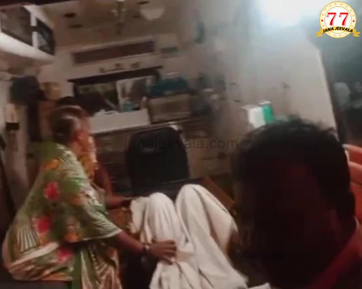 ಮಹಿಳೆ ಮೇಲೆ ಹಲ್ಲೆ ನಡೆಸಿದ್ರಾ ಪಿಎಸ್ ಐ ? ಮಹಿಳೆ ಮೇಲೆ ಹಲ್ಲೆ ನಡೆಸಿದ್ರಾ ಪಿಎಸ್ ಐ ?