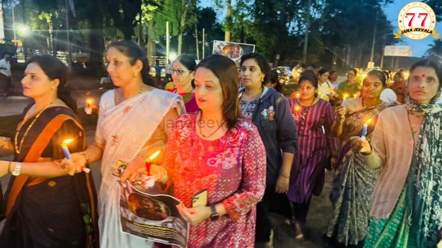 ಕೊಲ್ಕತ್ತಾ ಘಟನೆ : ಬೆಳಗಾವಿಯಲ್ಲಿ ಡಾ.ಸೋನಾಲಿ ಸರ್ನೋಬತ್ ನೇತೃತ್ವದಲ್ಲಿ ಮೇಣದಬತ್ತಿ ಹಚ್ಚಿ ಪ್ರತಿಭಟನಾ ಮೆರವಣಿಗೆ